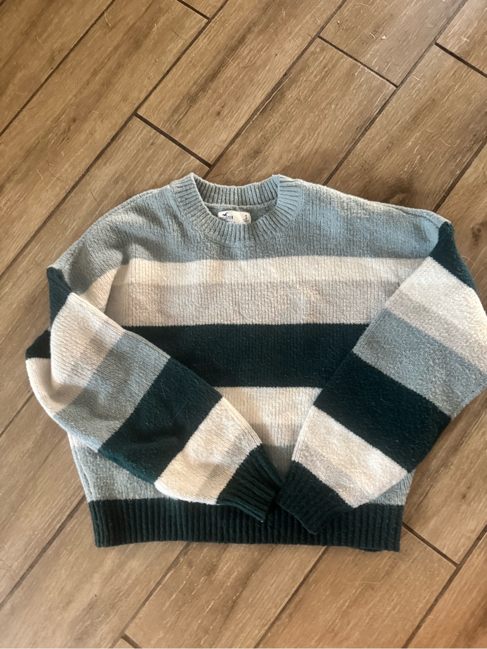 Hollister Striped Crewneck Sweater in Teal, Light Gray & Cream